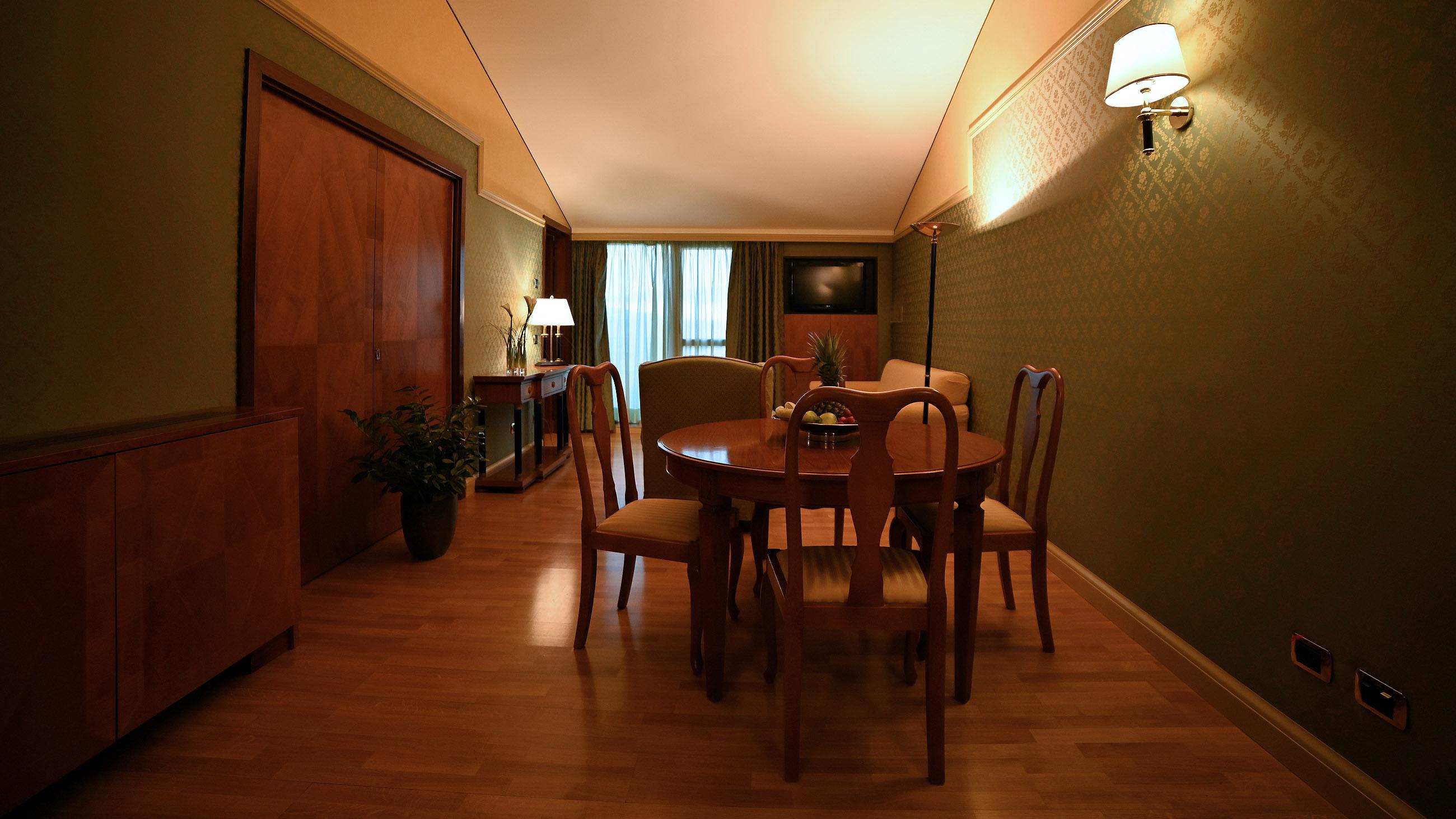 Best Western Grand Hotel Guinigi Lucca Esterno foto
